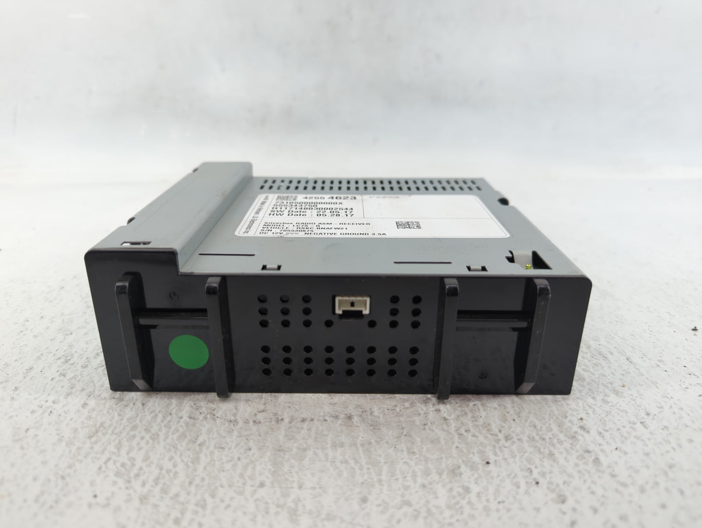 2018 Chevrolet Silverado 1500 Radio AM FM Cd Player Receiver Replacement P/N:42554623 Fits 2019 OEM Used Auto Parts - Oemusedautoparts1.com