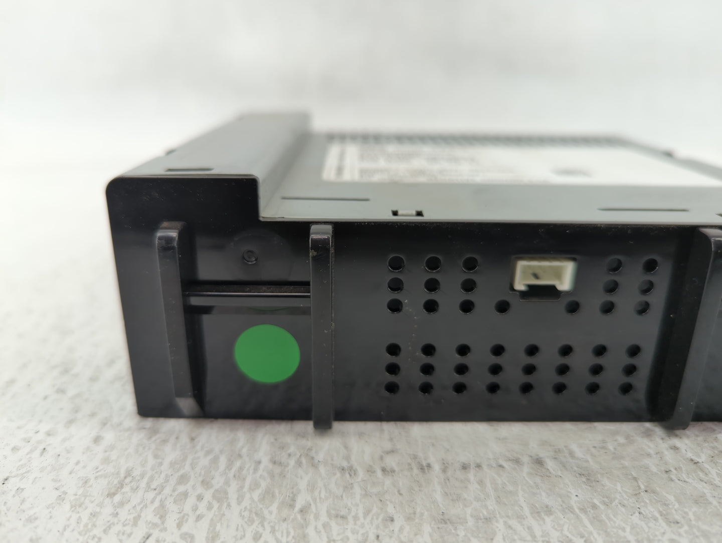 2018 Chevrolet Silverado 1500 Radio AM FM Cd Player Receiver Replacement P/N:42554623 Fits 2019 OEM Used Auto Parts - Oemusedautoparts1.com