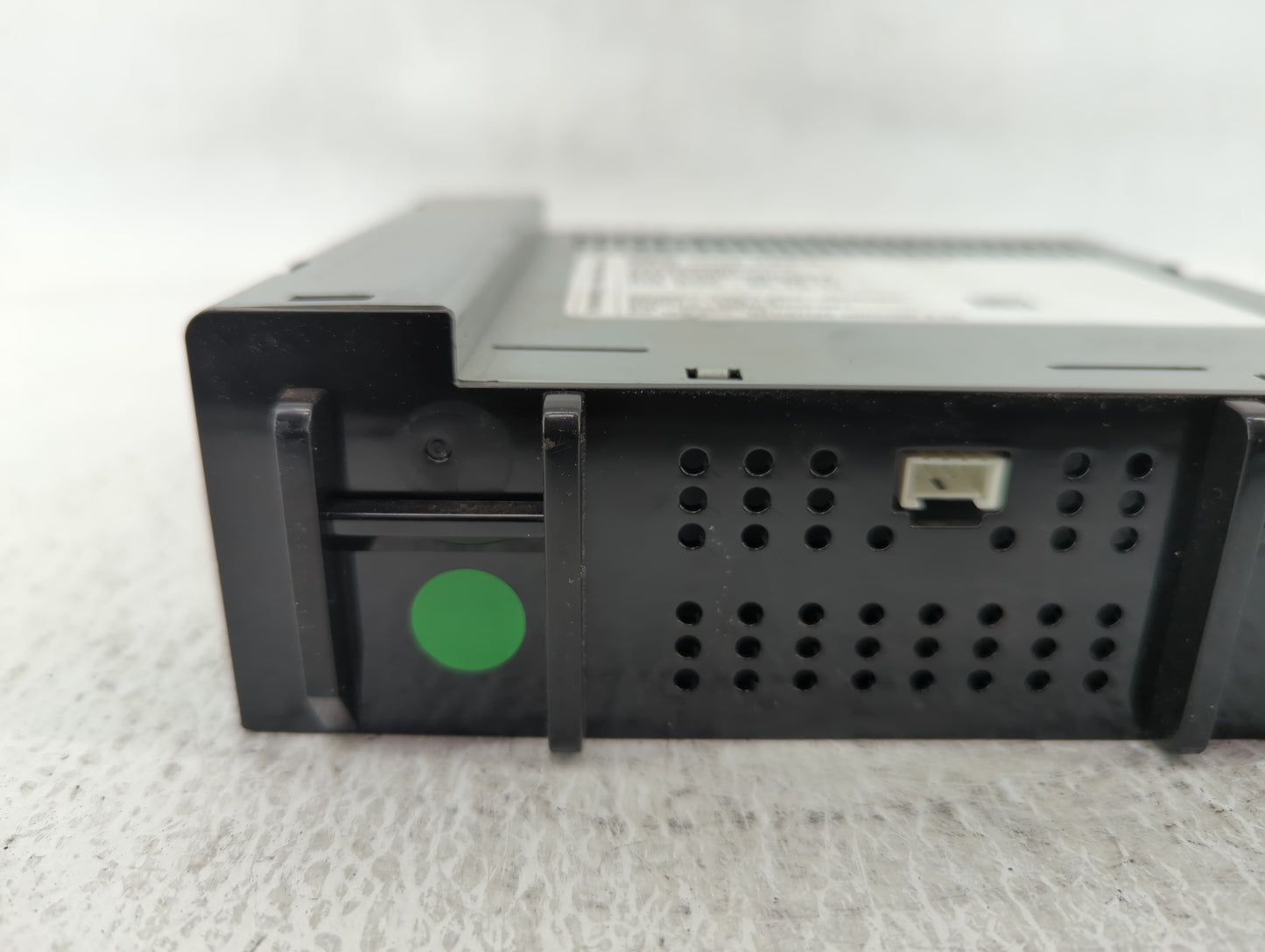 2018 Chevrolet Silverado 1500 Radio AM FM Cd Player Receiver Replacement P/N:42554623 Fits 2019 OEM Used Auto Parts - Oemusedautoparts1.com