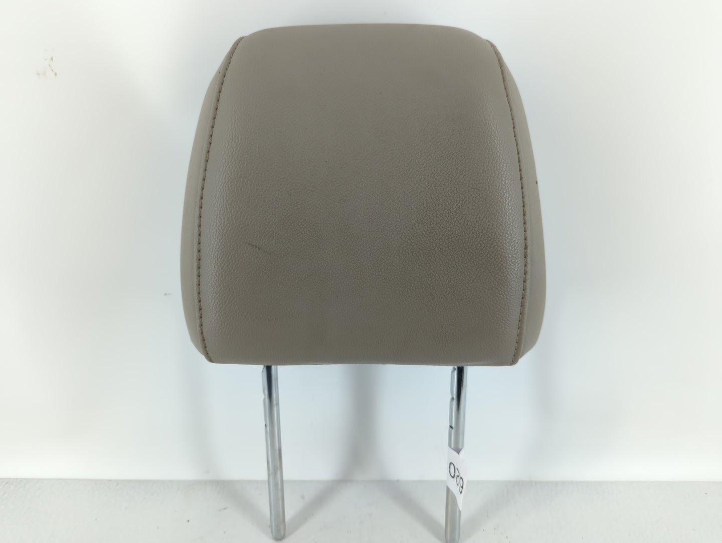 2013 Ford Escape Headrest Head Rest Front Driver Passenger Seat Fits OEM Used Auto Parts - Oemusedautoparts1.com