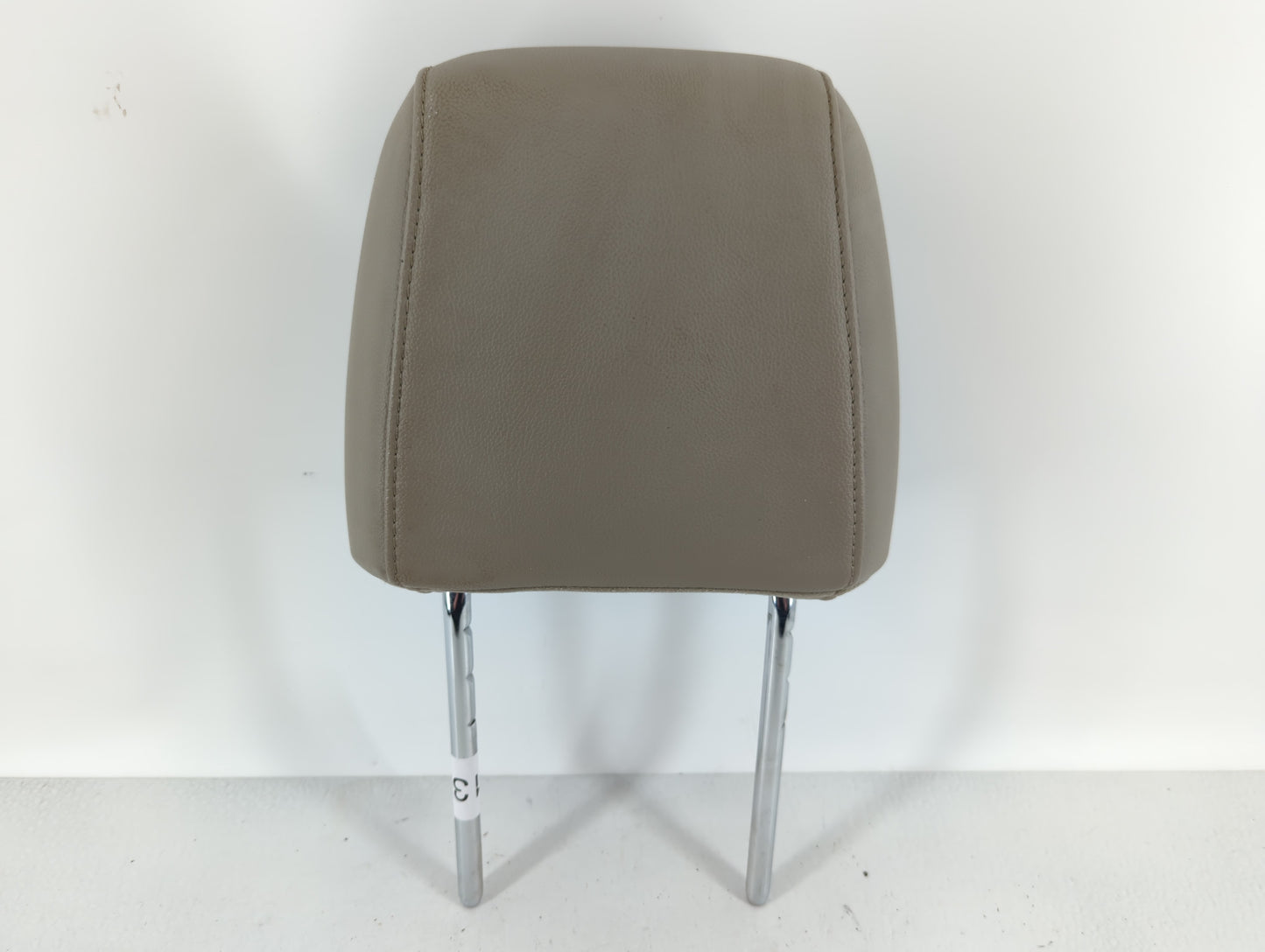 2013 Ford Escape Headrest Head Rest Front Driver Passenger Seat Fits OEM Used Auto Parts - Oemusedautoparts1.com