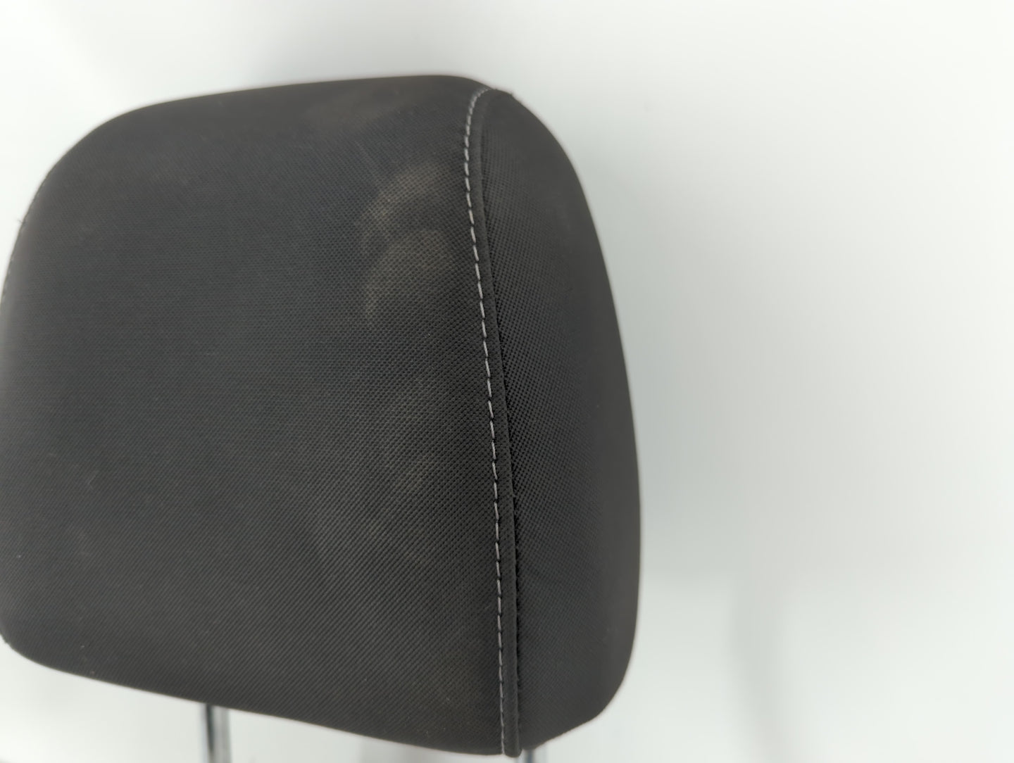 2014 Ford Escape Headrest Head Rest Front Driver Passenger Seat Fits OEM Used Auto Parts - Oemusedautoparts1.com
