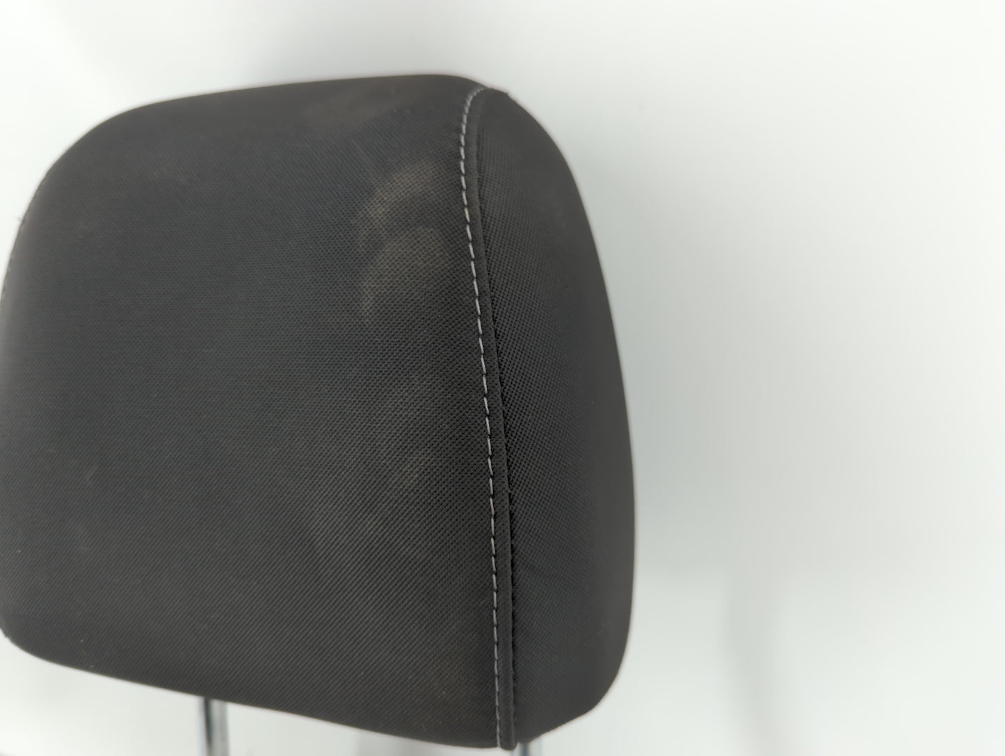 2014 Ford Escape Headrest Head Rest Front Driver Passenger Seat Fits OEM Used Auto Parts - Oemusedautoparts1.com