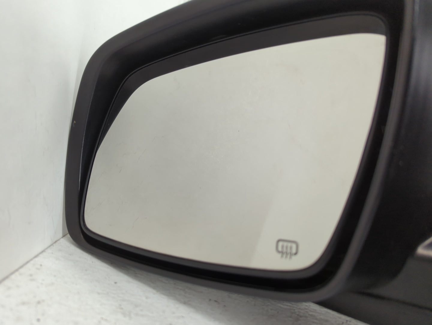 2018 Dodge Journey Side Mirror Replacement Driver Left View Door Mirror P/N:E11026144 Fits OEM Used Auto Parts - Oemusedautoparts1.com