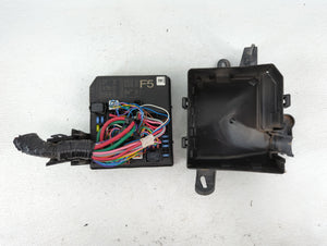 2011-2017 Nissan Juke Fusebox Fuse Box Panel Relay Module P/N:3S0J00101 8031012110 Fits 2011 2012 2013 2014 2015 2016 2017 OEM Used Auto Parts