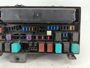 2017-2018 Chevrolet Malibu Fusebox Fuse Box Panel Relay Module P/N:031R10N979 TK8-A011 A0 Fits 2017 2018 OEM Used Auto Parts