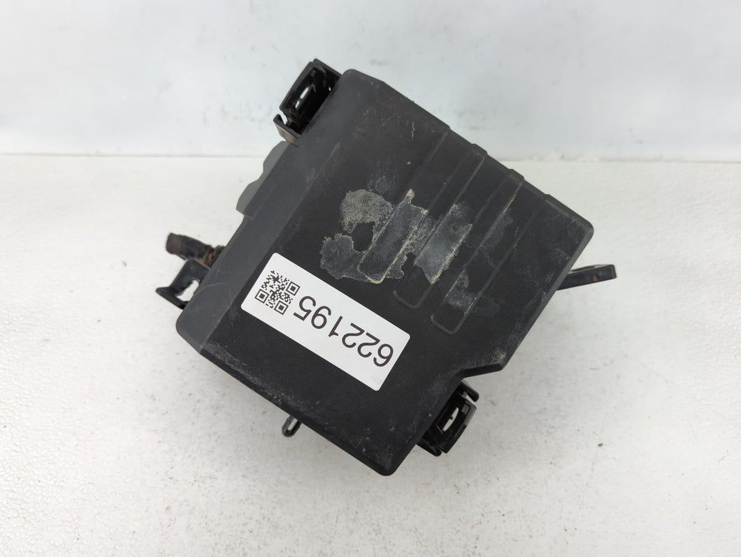 2019-2020 Hyundai Santa Fe Fusebox Fuse Box Panel Relay Module P/N:91956-S2020 Fits 2019 2020 OEM Used Auto Parts