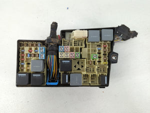 2013-2016 Ford Escape Fusebox Fuse Box Panel Relay Module P/N:AV6T-14A076-AB 21090 000 001 Fits 2013 2014 2015 2016 OEM Used Auto Parts