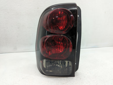 2002-2009 Chevrolet Trailblazer Tail Light Assembly Driver Left OEM P/N:15131578 Fits 2002 2003 2004 2005 2006 2007 2008 2009 OEM Used Auto Parts