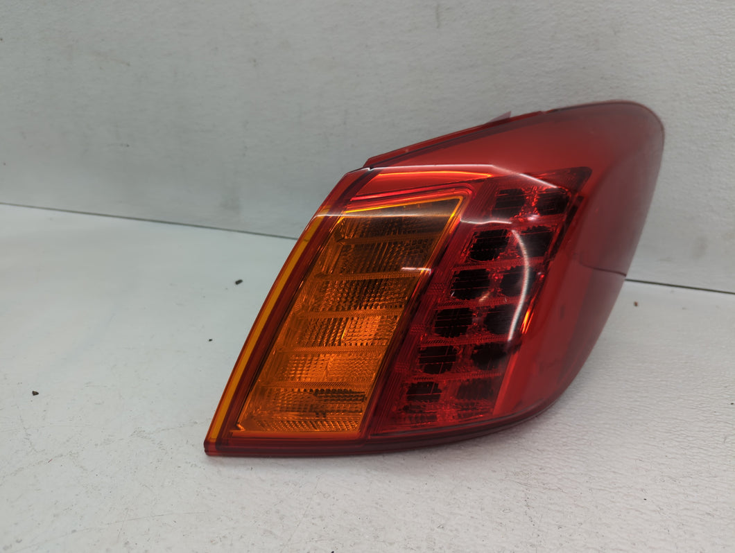 2009-2010 Nissan Murano Tail Light Assembly Passenger Right OEM Fits 2009 2010 OEM Used Auto Parts