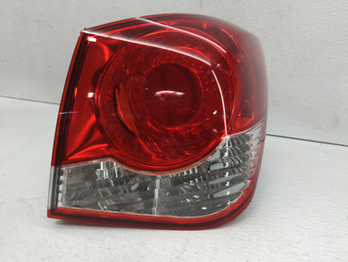2011-2016 Chevrolet Cruze Tail Light Assembly Passenger Right OEM Fits 2011 2012 2013 2014 2015 2016 OEM Used Auto Parts