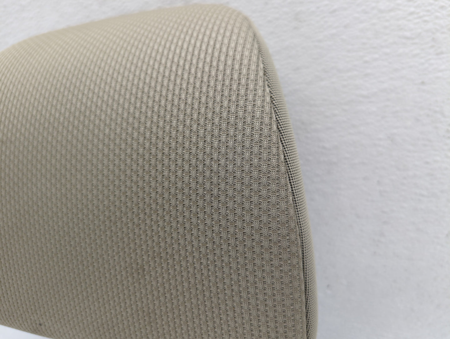 2020 Subaru Impreza Headrest Head Rest Rear Seat Fits OEM Used Auto Parts - Oemusedautoparts1.com