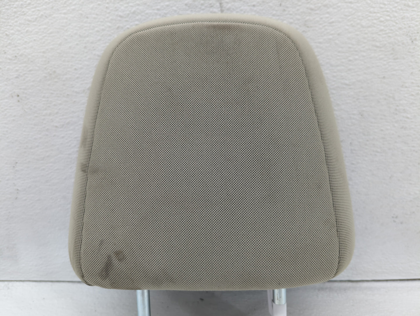 2020 Subaru Impreza Headrest Head Rest Rear Seat Fits OEM Used Auto Parts - Oemusedautoparts1.com
