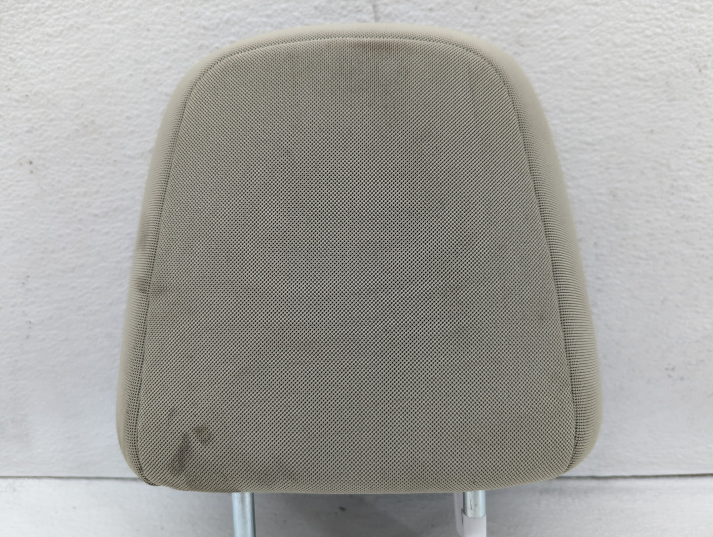 2020 Subaru Impreza Headrest Head Rest Rear Seat Fits OEM Used Auto Parts - Oemusedautoparts1.com