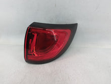 2017-2019 Chrysler Pacifica Tail Light Assembly Passenger Right OEM P/N:P68229028AD F 00H TC4 084 17 Fits OEM Used Auto Parts