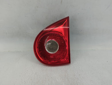 2006-2009 Volkswagen Gti Tail Light Assembly Passenger Right OEM P/N:Z85002 Fits 2006 2007 2008 2009 OEM Used Auto Parts