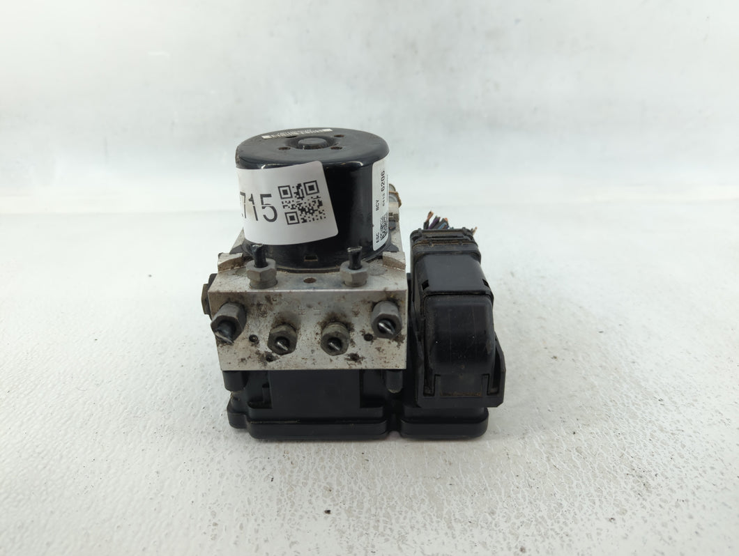 2012-2017 Chevrolet Equinox ABS Pump Control Module Replacement P/N:84136206 Fits Fits 2012 2013 2014 2015 2016 2017 OEM Used Auto Parts