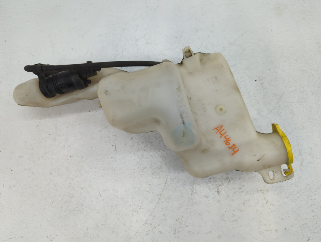 Jeep Compass Windshield Washer Fluid Reservoir Bottle Oem