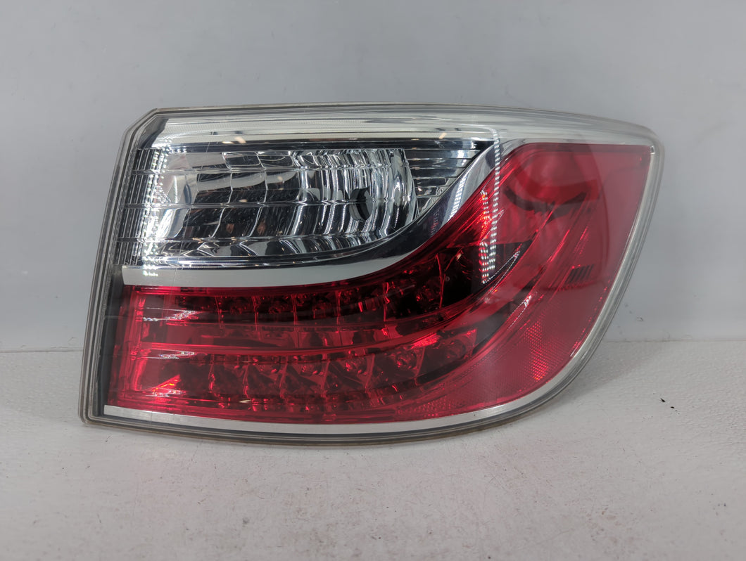 2013-2016 Nissan Pathfinder Tail Light Assembly Driver Left OEM P/N:K2442 TE69 51150 Fits Fits 2013 2014 2015 2016 OEM Used Auto Parts