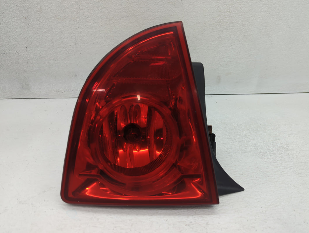 2008-2012 Chevrolet Malibu Tail Light Assembly Driver Left OEM P/N:20914368 Fits Fits 2008 2009 2010 2011 2012 OEM Used Auto Parts