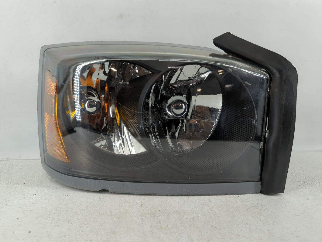 2005-2007 Dodge Dakota Passenger Right Oem Head Light Headlight Lamp