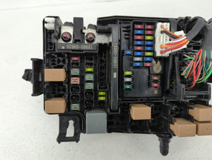 2019-2021 Hyundai Tucson Fusebox Fuse Box Panel Relay Module P/N:91250-G3250 Fits 2019 2020 2021 OEM Used Auto Parts