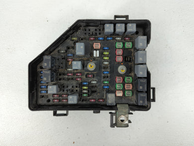 2010-2011 Buick Enclave Fusebox Fuse Box Panel Relay Module P/N:20832840 Fits 2010 2011 OEM Used Auto Parts