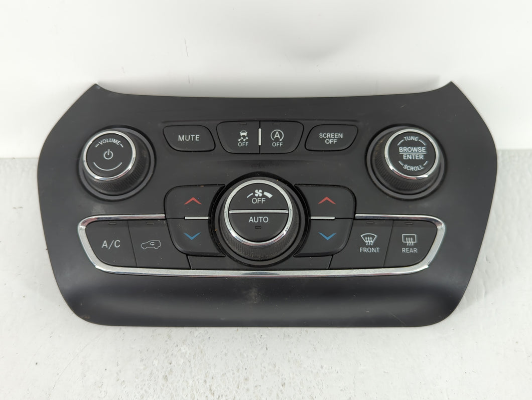 2019-2022 Jeep Cherokee Climate Control Module Temperature AC/Heater Replacement P/N:68285942AB Fits 2019 2020 2021 2022 OEM Used Auto Parts