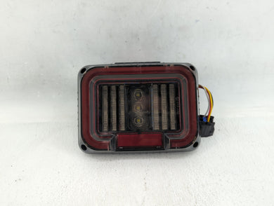 2007-2018 Jeep Wrangler Tail Light Assembly Passenger Right OEM Fits 2007 2008 2009 2010 2011 2012 2013 2014 2015 2016 2017 2018 OEM Used Auto Parts