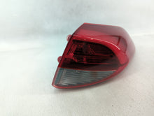 2016-2018 Hyundai Tucson Tail Light Assembly Passenger Right OEM P/N:92402-D71 92402-D31 Fits Fits 2016 2017 2018 OEM Used Auto Parts