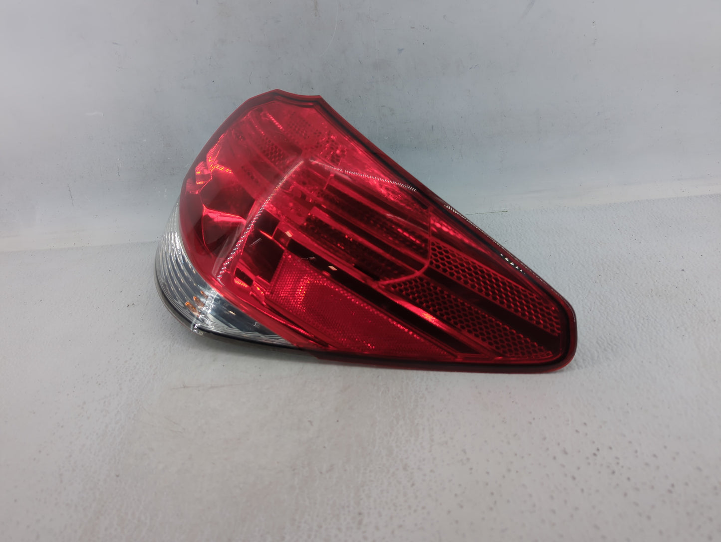 0 Tail Light Assembly Passenger Right OEM Fits OEM Used Auto Parts - Oemusedautoparts1.com