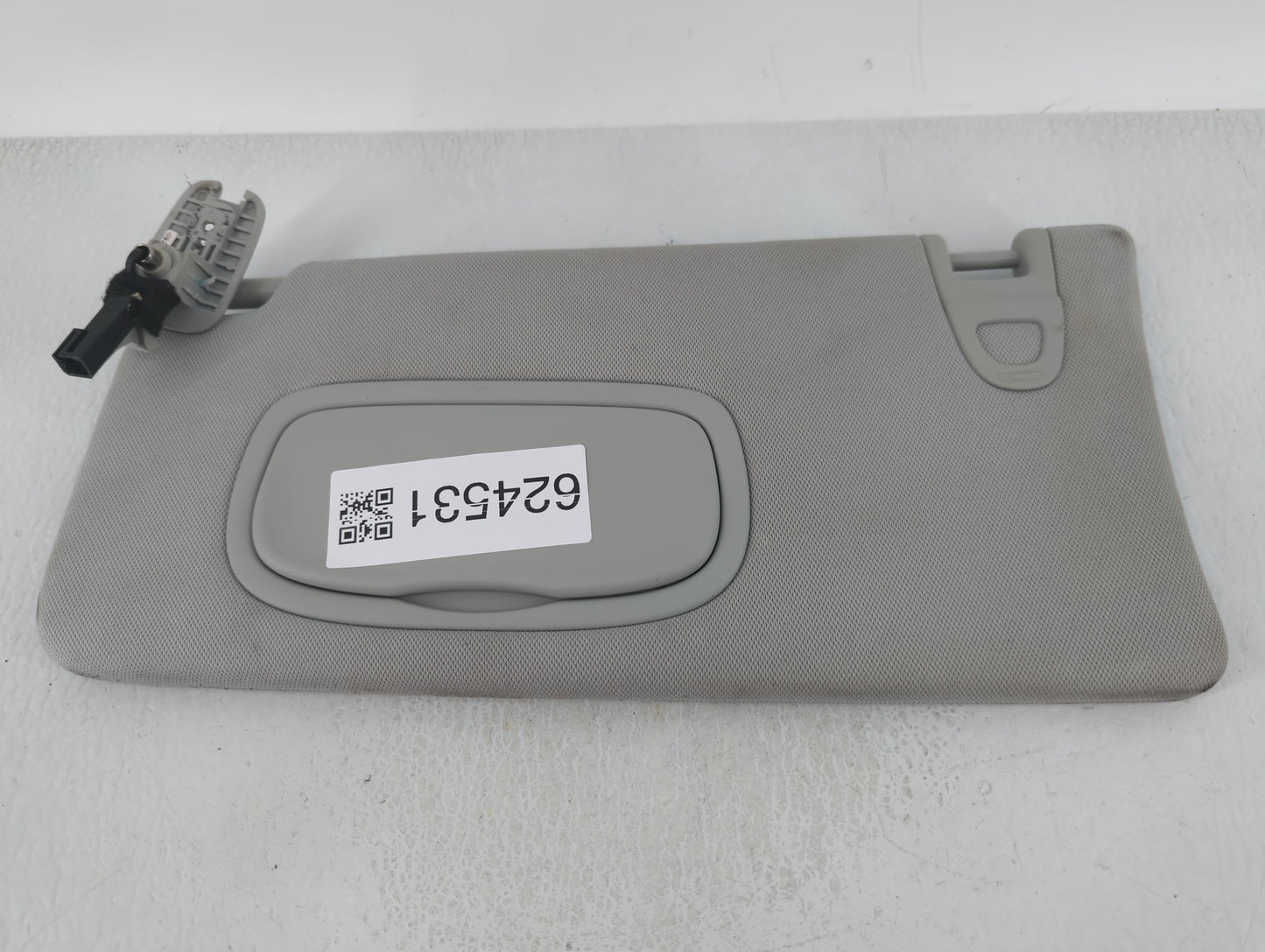 2018 Jeep Compass Sun Visor Shade Replacement Passenger Right Mirror Fits OEM Used Auto Parts - Oemusedautoparts1.com