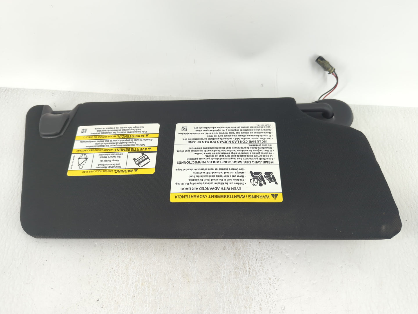 2017 Ford Explorer Sun Visor Shade Replacement Driver Left Mirror Fits OEM Used Auto Parts - Oemusedautoparts1.com