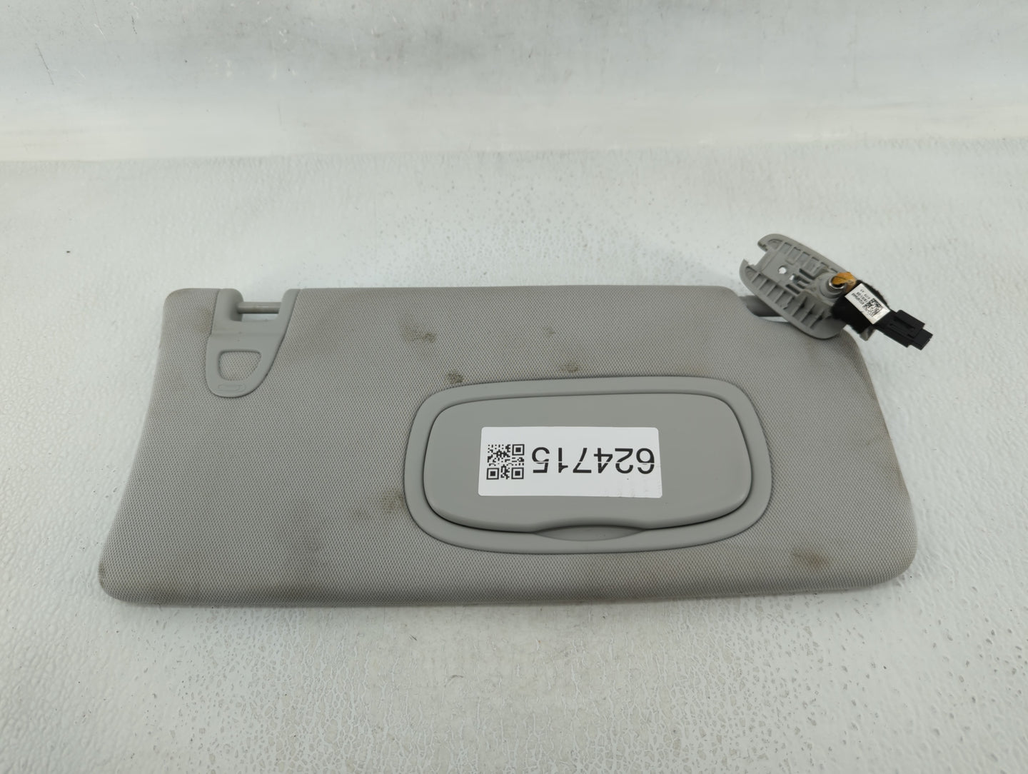 2019 Jeep Compass Sun Visor Shade Replacement Passenger Right Mirror Fits OEM Used Auto Parts - Oemusedautoparts1.com