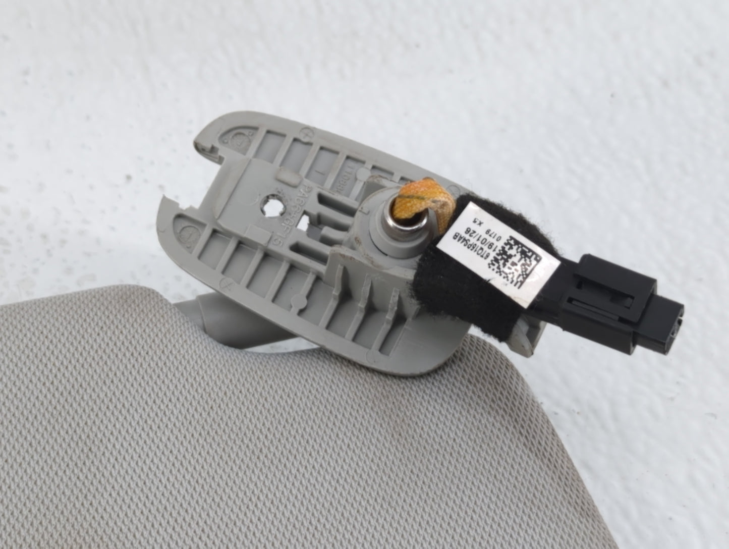 2019 Jeep Compass Sun Visor Shade Replacement Passenger Right Mirror Fits OEM Used Auto Parts - Oemusedautoparts1.com