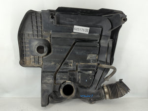 2010 Chevrolet Malibu Engine Cover