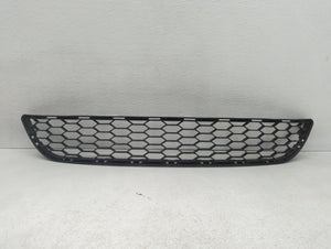 2016-2019 Nissan Sentra Front Bumper Grille Cover