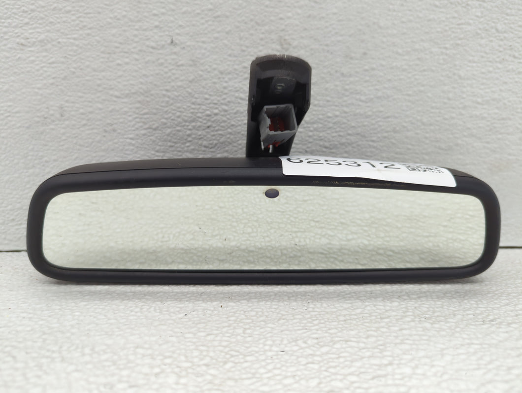 2010-2016 Land Rover Lr4 Interior Rear View Mirror Replacement OEM P/N:E11025891 Fits OEM Used Auto Parts