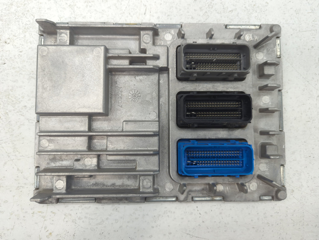 2018-2022 Chevrolet Traverse PCM Engine Control Computer ECU ECM PCU OEM P/N:12697045 Fits Fits 2016 2017 2018 2019 2020 2021 2022 OEM Used Auto Parts