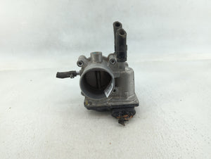 2012-2017 Hyundai Veloster Throttle Body P/N:35100-2B300 Fits 2012 2013 2014 2015 2016 2017 2018 2019 OEM Used Auto Parts