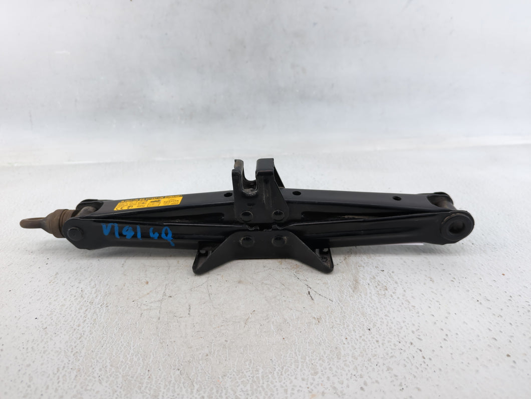 2012 Scion Xb Spare Scissor Car Jack