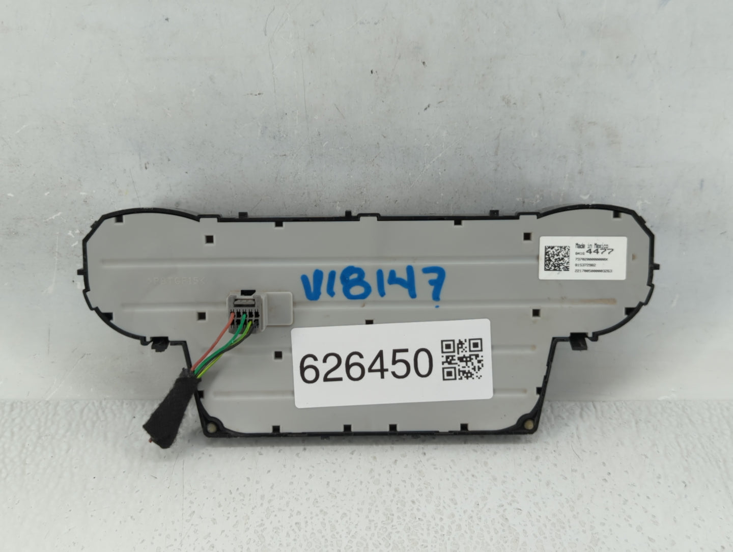 2017 Chevrolet Suburban 1500 Climate Control Module Temperature AC/Heater Replacement P/N:84164477 Fits 2018 2019 2020 OEM Used Auto Parts - Oemusedautoparts1.com