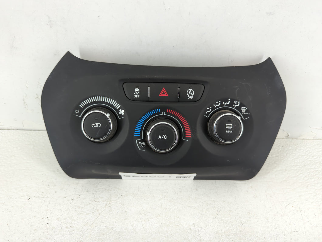 2015-2018 Jeep Cherokee Climate Control Module Temperature AC/Heater Replacement P/N:53294849 P5ZS98DX9AB Fits 2015 2016 2017 2018 OEM Used Auto Parts
