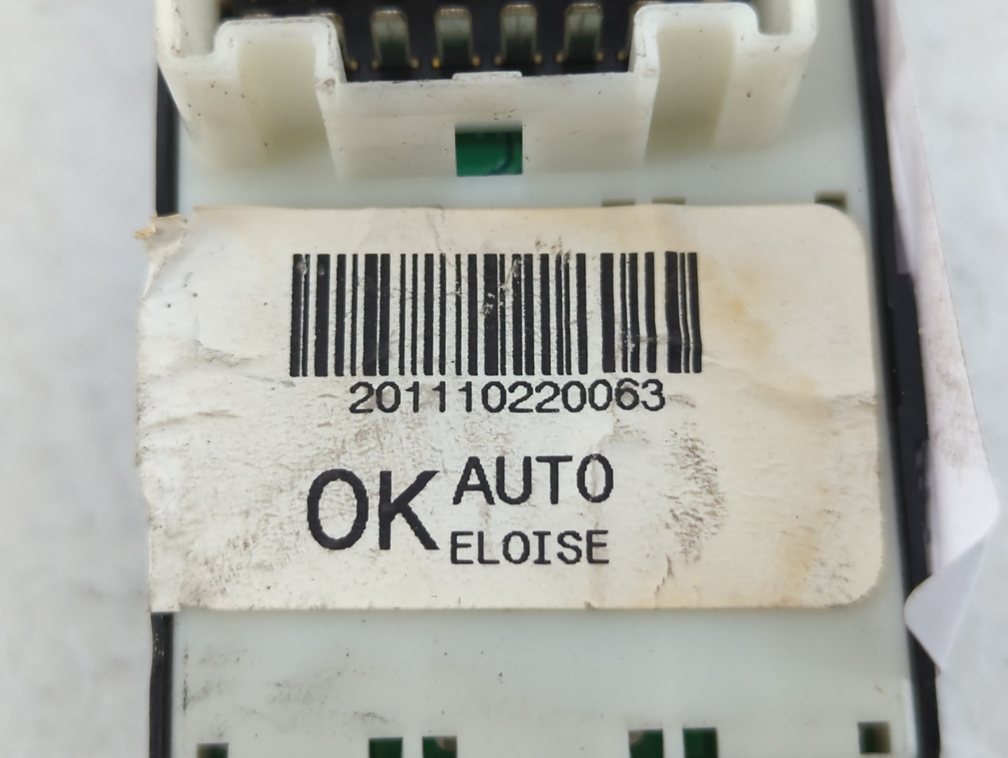 2011-2015 Hyundai Sonata Master Power Window Switch Replacement Driver Side Left P/N:202008875 Fits Fits 2011 2012 2013 2014 2015 OEM Used Auto Parts - Oemusedautoparts1.com