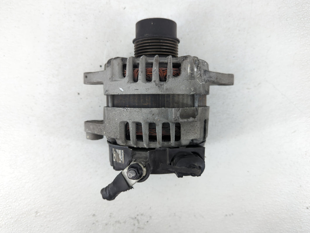 2016-2018 Hyundai Tucson Alternator Replacement Generator Charging Assembly Engine OEM P/N:2622503 37300-2B960 Fits OEM Used Auto Parts