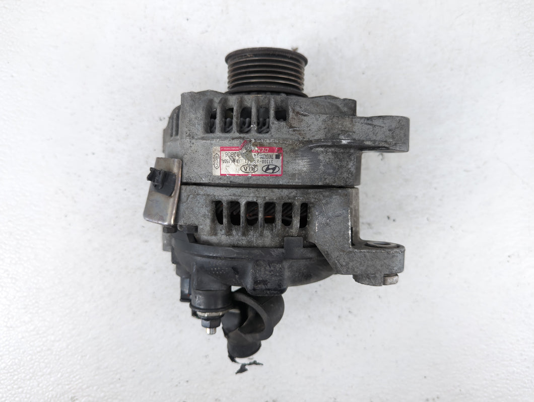 2019-2020 Hyundai Santa Fe Alternator Replacement Generator Charging Assembly Engine OEM P/N:37300-2 Fits OEM Used Auto Parts