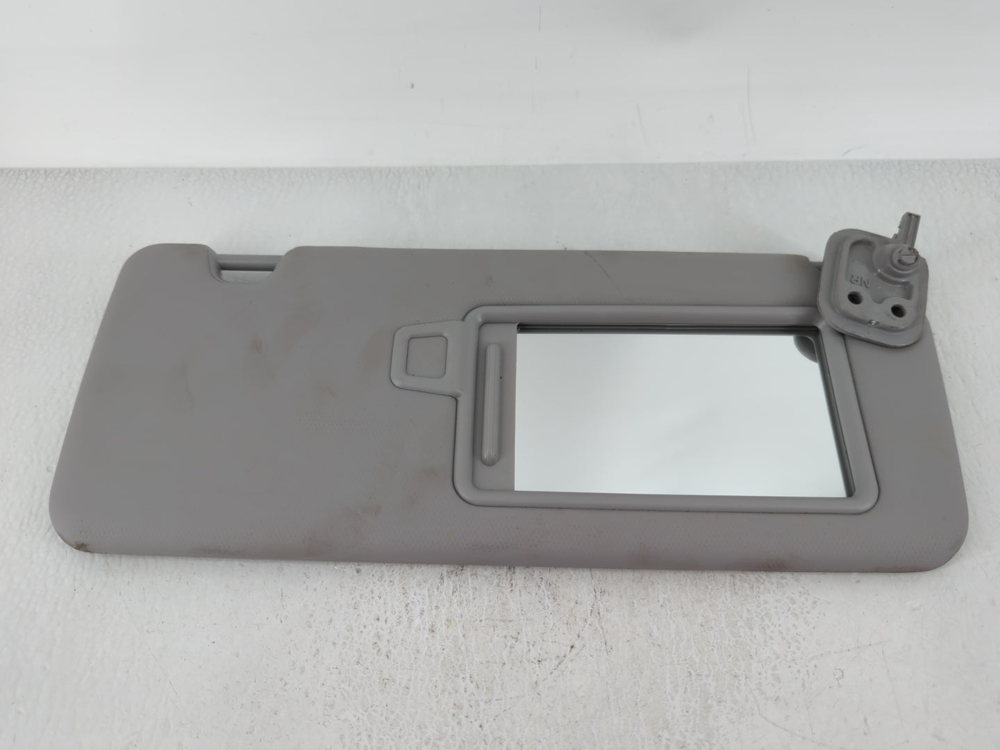 2016-2021 Hyundai Tucson Sun Visor Shade Replacement Passenger Right Mirror Fits 2016 2017 2018 2019 2020 2021 OEM Used Auto Parts - Oemusedautoparts1.com
