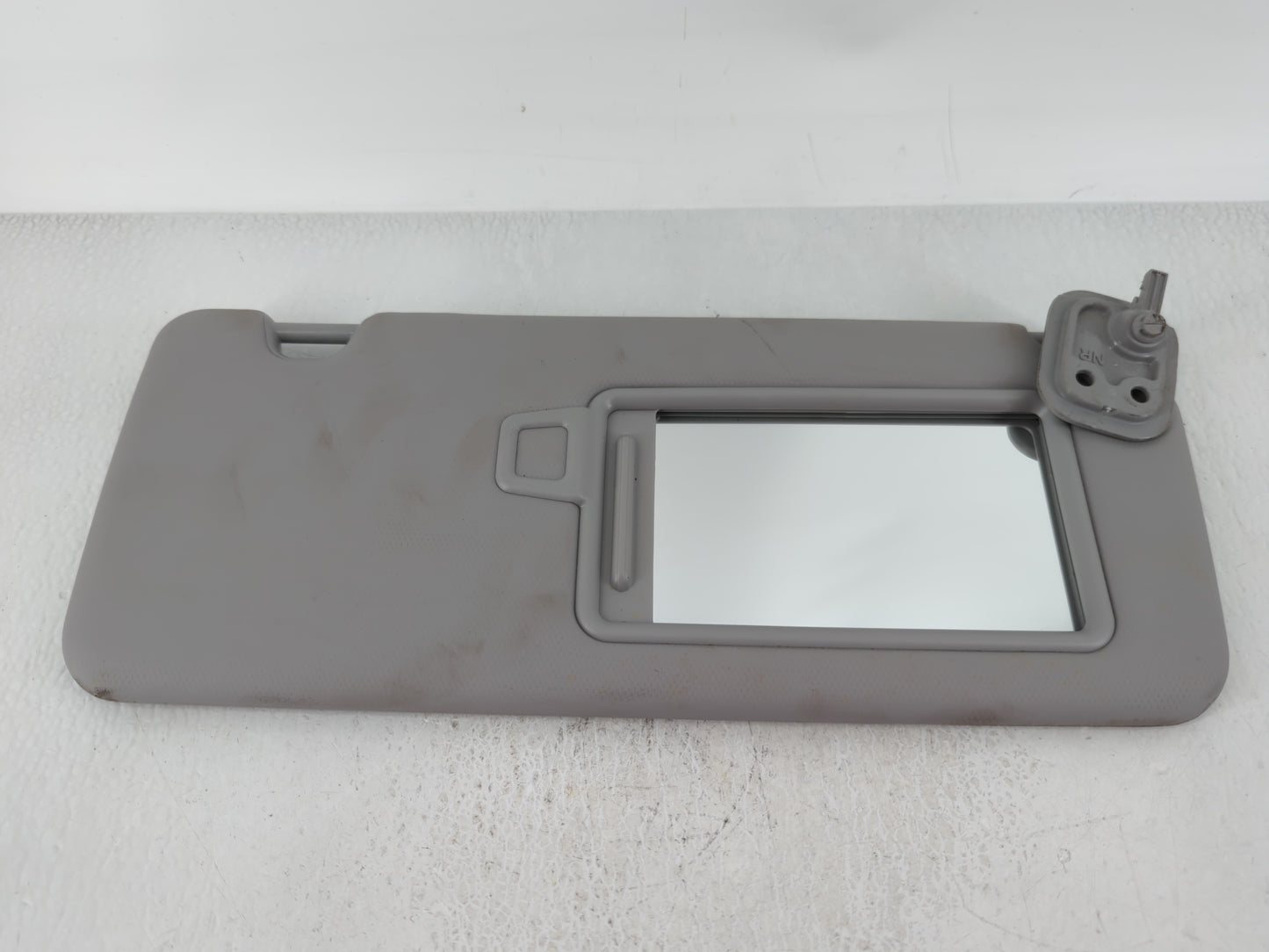 2016-2021 Hyundai Tucson Sun Visor Shade Replacement Passenger Right Mirror Fits 2016 2017 2018 2019 2020 2021 OEM Used Auto Parts - Oemusedautoparts1.com