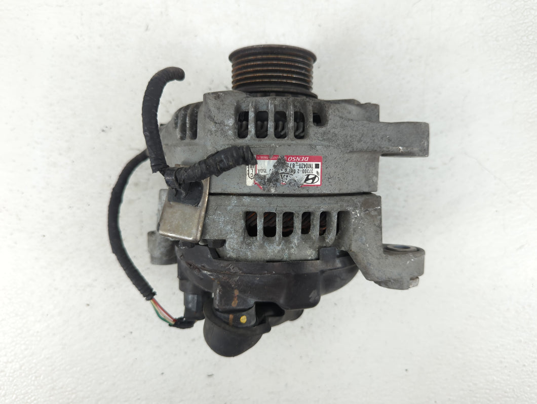 2019-2020 Hyundai Santa Fe Alternator Replacement Generator Charging Assembly Engine OEM P/N:104211-8790 37300-2G061 Fits OEM Used Auto Parts