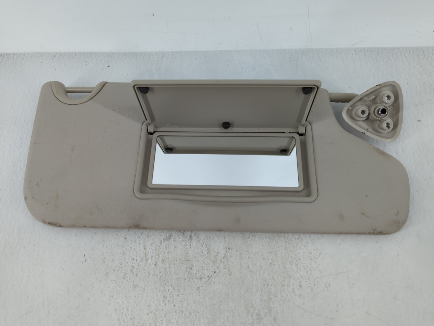 2018 Dodge Journey Sun Visor Shade Replacement Passenger Right Mirror Fits OEM Used Auto Parts - Oemusedautoparts1.com